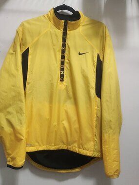 Nike Livestrong size Medium Windbreaker